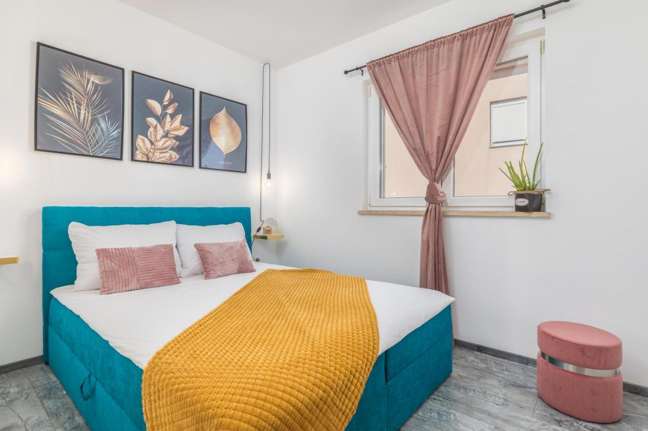 Apartman Nina Fazana Exterior photo